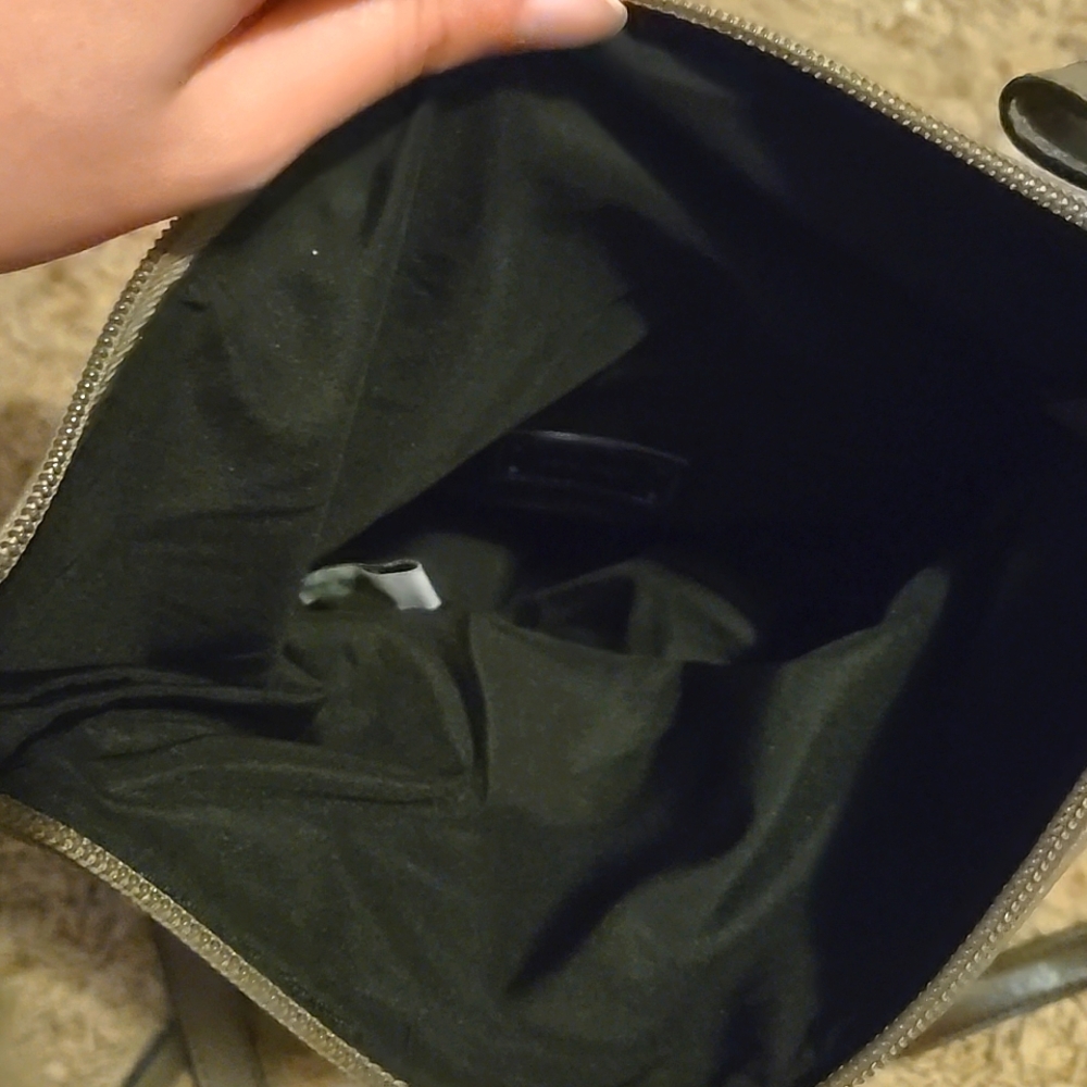 2 Handbag Bundle - Picture 5 of 6